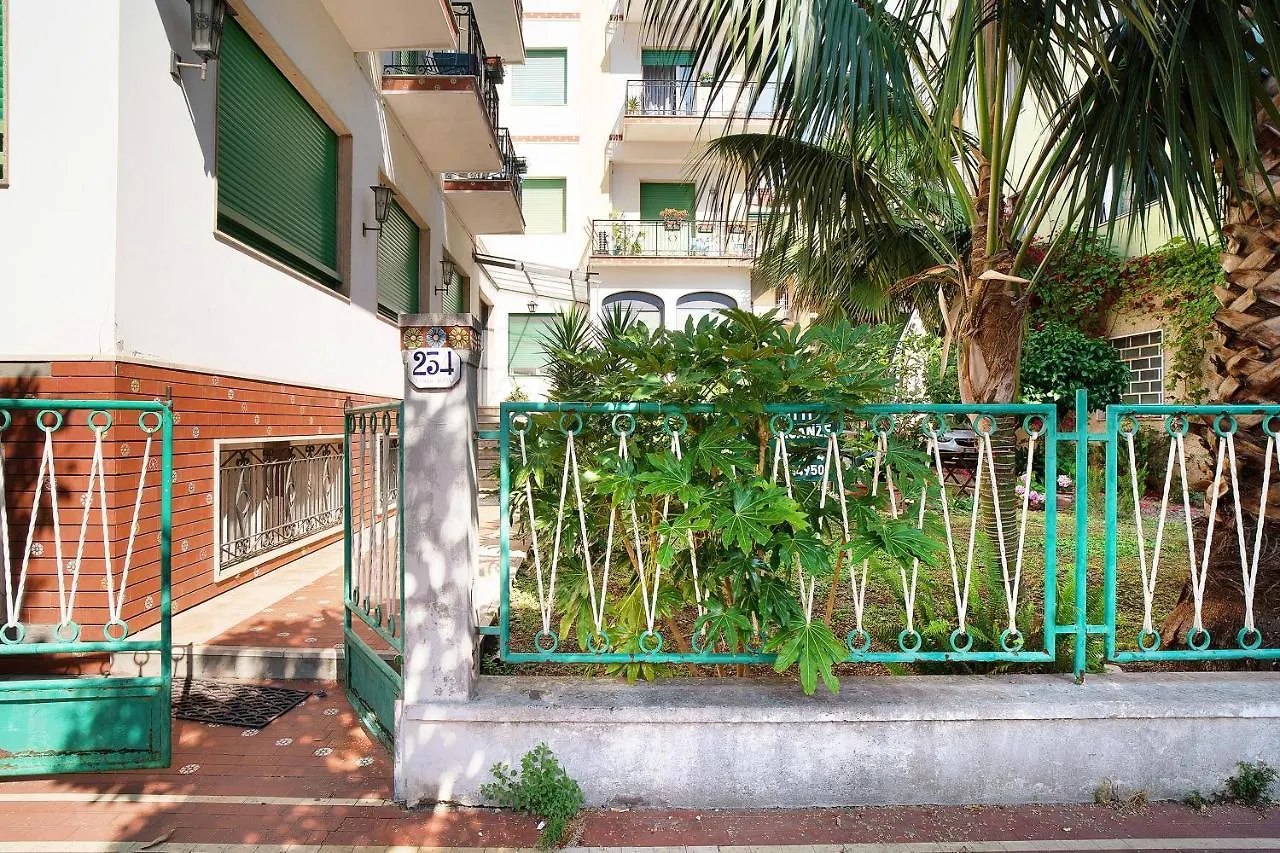 Holiday home Holiday Sea 1 Diano Marina Italy